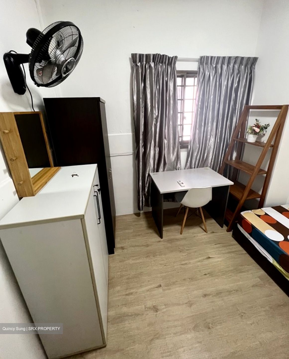 River Valley Road (D10), Terrace #440730811